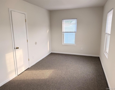 406 Tower Avenue - Photo Thumbnail 14