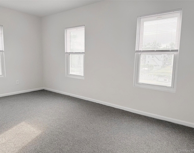 406 Tower Avenue - Photo Thumbnail 13