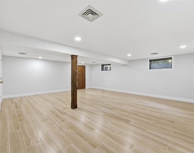 475 N Riverside Road - Photo Thumbnail 40