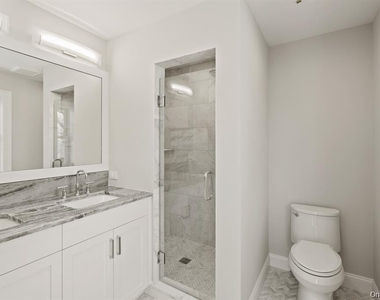31 Maple Avenue - Photo Thumbnail 11