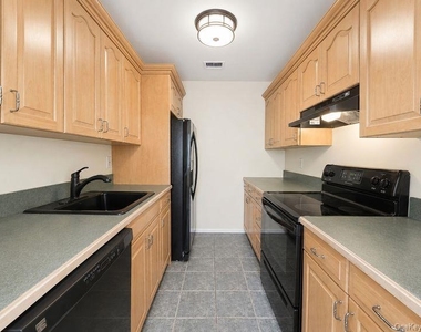 79 Birchwood Road - Photo Thumbnail 8