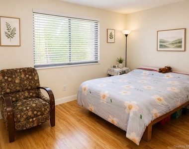 56 Rambling Brook Road - Photo Thumbnail 11