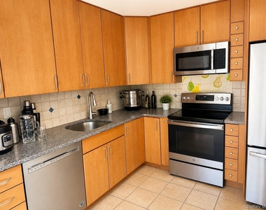 56 Rambling Brook Road - Photo Thumbnail 5