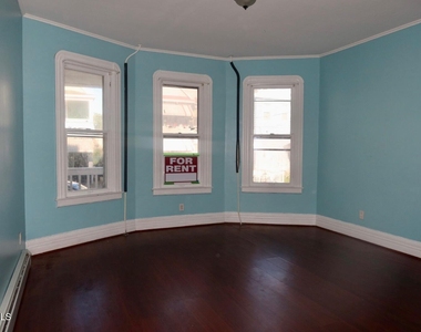 1066 Howard Street - Photo Thumbnail 8