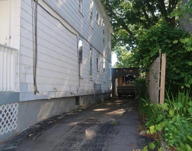 1066 Howard Street - Photo Thumbnail 11