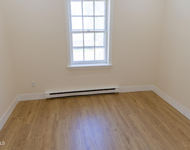 11 Jefferson Street - Photo Thumbnail 7