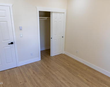 11 Jefferson Street - Photo Thumbnail 8