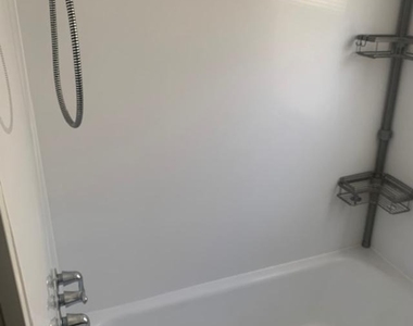 104 Thornton Street - Photo Thumbnail 10