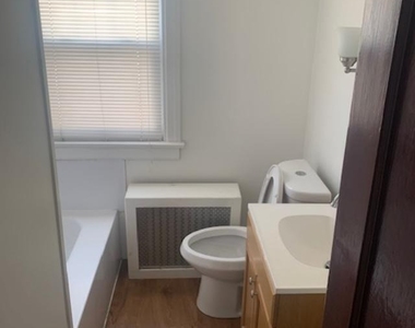 104 Thornton Street - Photo Thumbnail 9