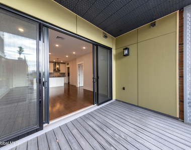 116 West Avenue - Photo Thumbnail 10