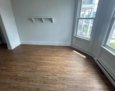 1213 State Street - Photo Thumbnail 1