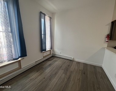 336 Clinton Avenue - Photo Thumbnail 2