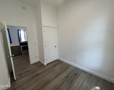 336 Clinton Avenue - Photo Thumbnail 6