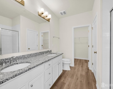 228 Park Lane - Photo Thumbnail 21