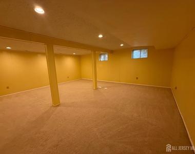 1302 Edison Glen Terrace - Photo Thumbnail 31