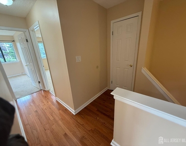 1302 Edison Glen Terrace - Photo Thumbnail 27