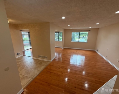 1302 Edison Glen Terrace - Photo Thumbnail 29