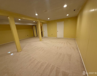 1302 Edison Glen Terrace - Photo Thumbnail 33