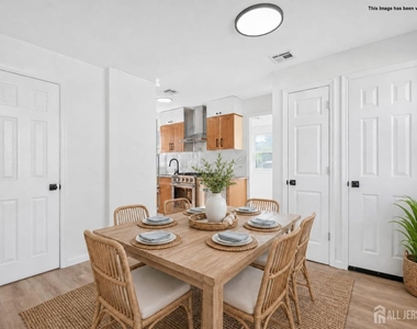 250 Brookside Avenue - Photo Thumbnail 10