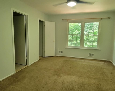 1408 Locust Court - Photo Thumbnail 14