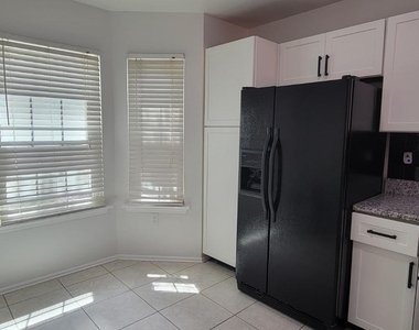 1408 Locust Court - Photo Thumbnail 3