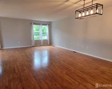 6 Chimney Court - Photo Thumbnail 23