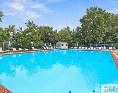 6 Chimney Court - Photo Thumbnail 20