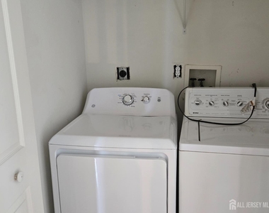 6 Chimney Court - Photo Thumbnail 16