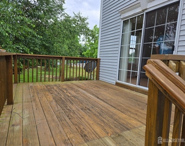 6 Chimney Court - Photo Thumbnail 9