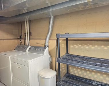 405 Frederick Avenue - Photo Thumbnail 21