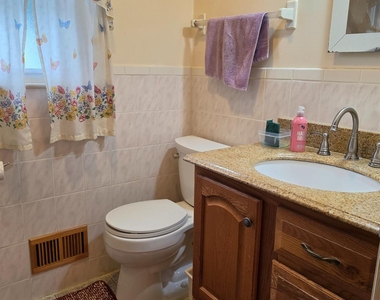 405 Frederick Avenue - Photo Thumbnail 7
