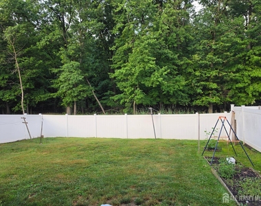 405 Frederick Avenue - Photo Thumbnail 19