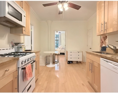 509 E 77th Street - Photo Thumbnail 1