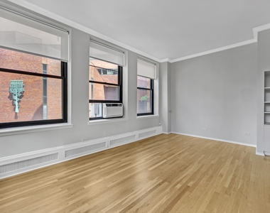 250 Mercer Street - Photo Thumbnail 3