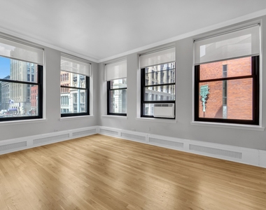 250 Mercer Street - Photo Thumbnail 1