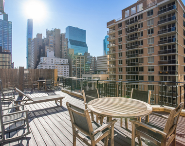 225 E 46th Street - Photo Thumbnail 1