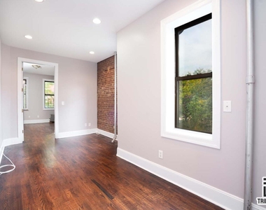688 10th Avenue - Photo Thumbnail 3
