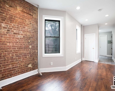 688 10th Avenue - Photo Thumbnail 4