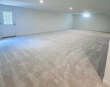 151 Capulet Court - Photo Thumbnail 15