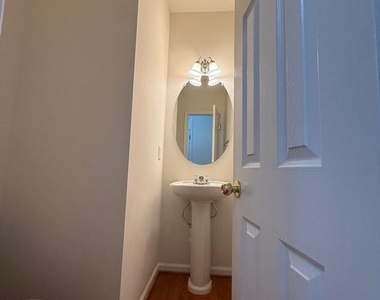 108 Davidson Street - Photo Thumbnail 5