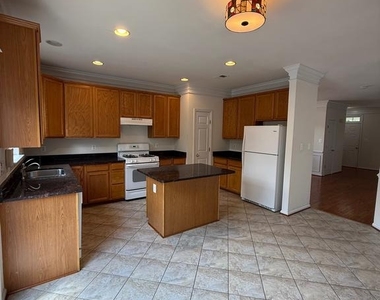 108 Davidson Street - Photo Thumbnail 9