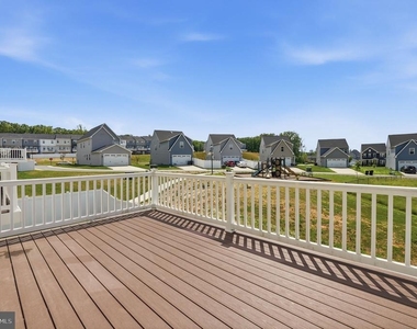 8718 Stevenson Lane - Photo Thumbnail 32