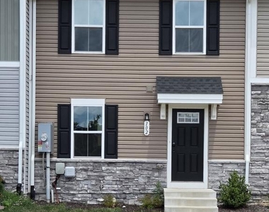 102 Spring Place - Photo Thumbnail 1