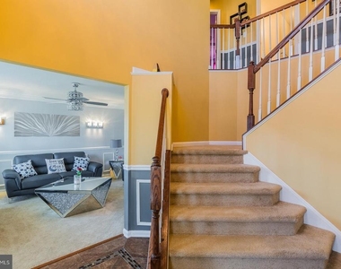 16397 Topsail Lane - Photo Thumbnail 4