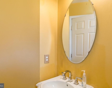16397 Topsail Lane - Photo Thumbnail 17