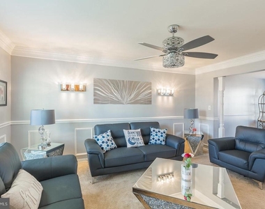16397 Topsail Lane - Photo Thumbnail 5