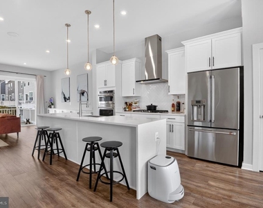 17926 Woods Overlook Drive - Photo Thumbnail 5