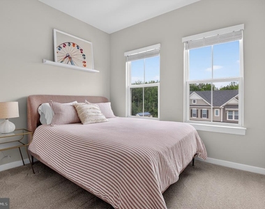 17926 Woods Overlook Drive - Photo Thumbnail 17