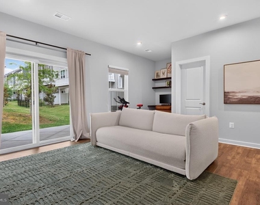 17926 Woods Overlook Drive - Photo Thumbnail 1