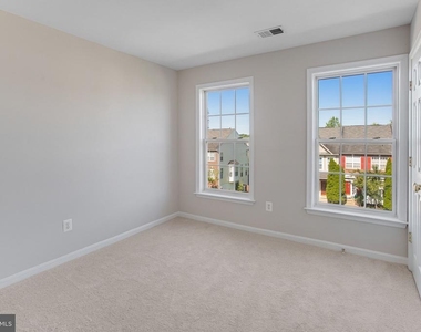 15519 Exmore Court - Photo Thumbnail 27